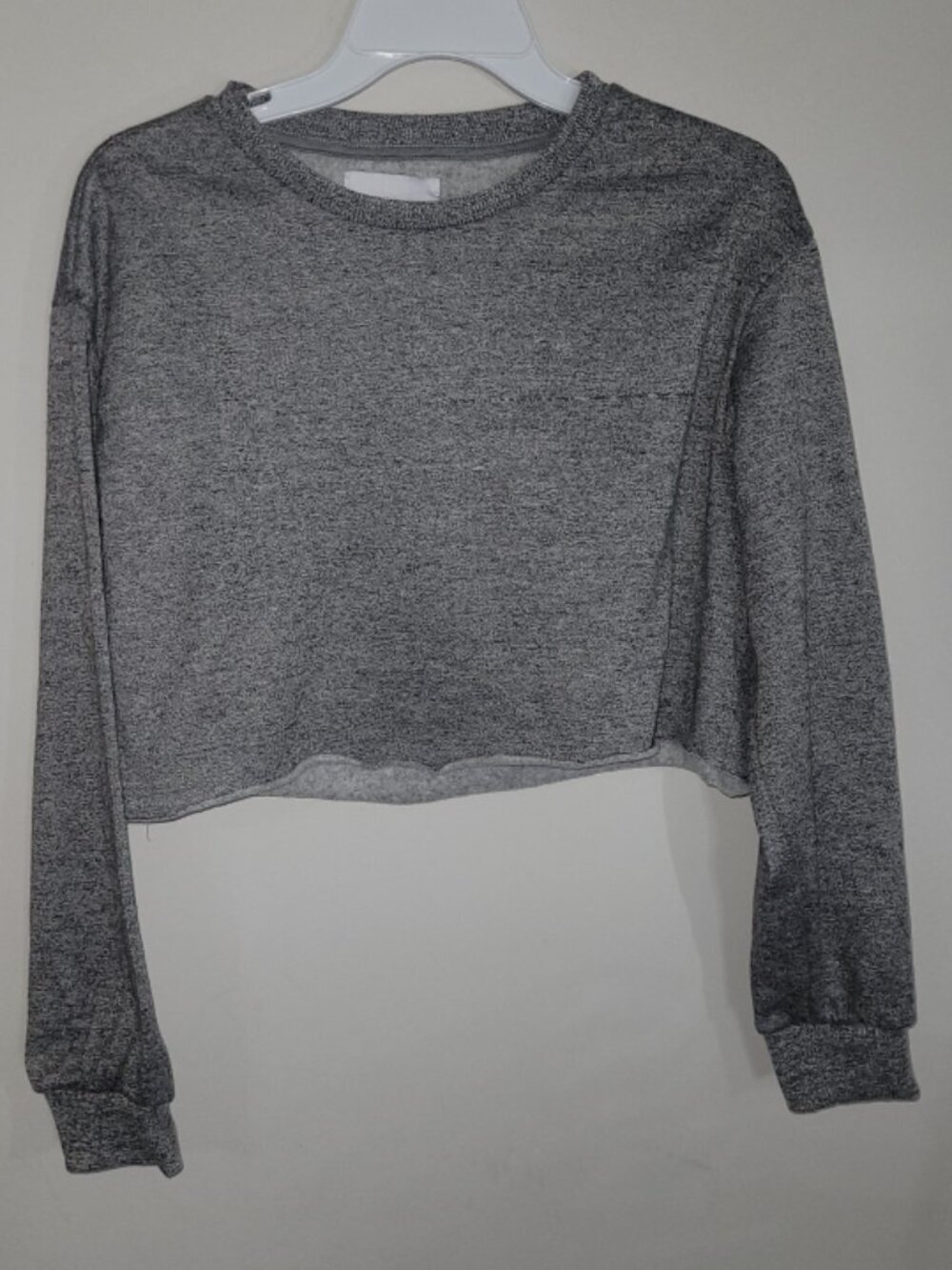 Refuge Athletics Large Grey Crop Top